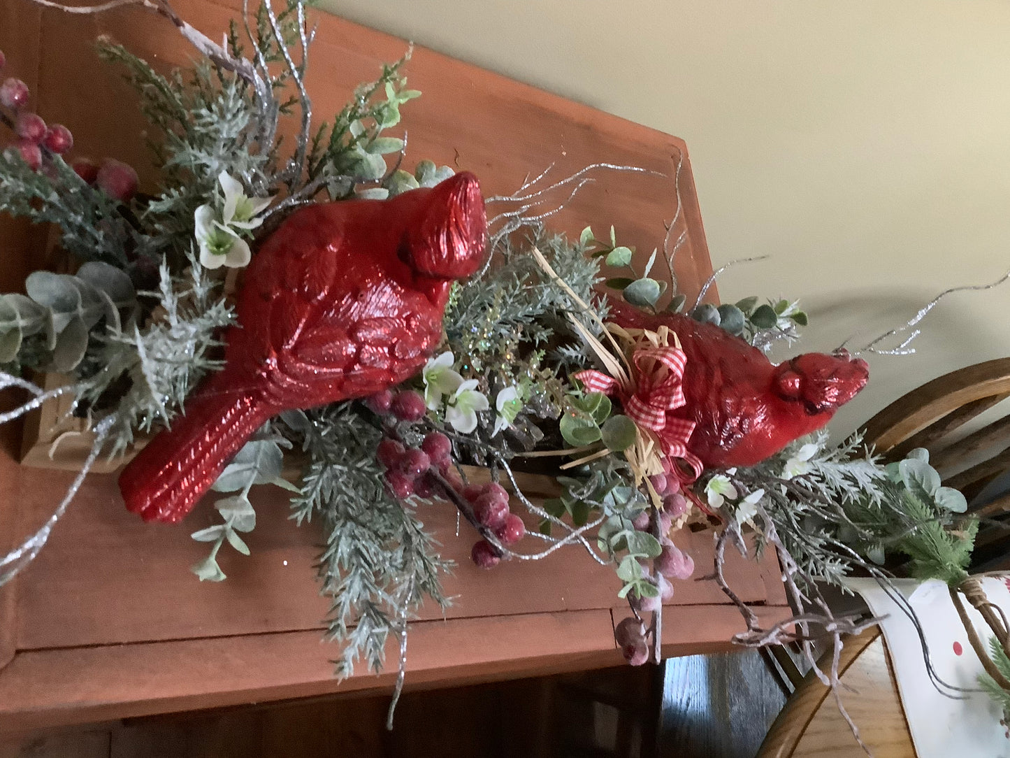 Cardinal Table Decoration