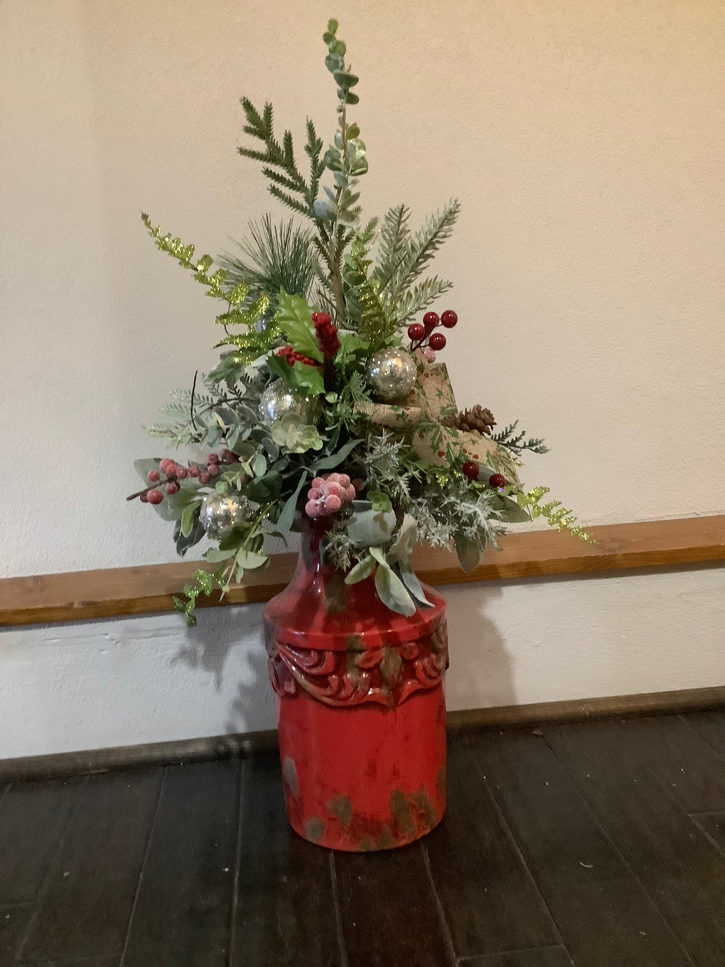 Red Christmas Arrangement