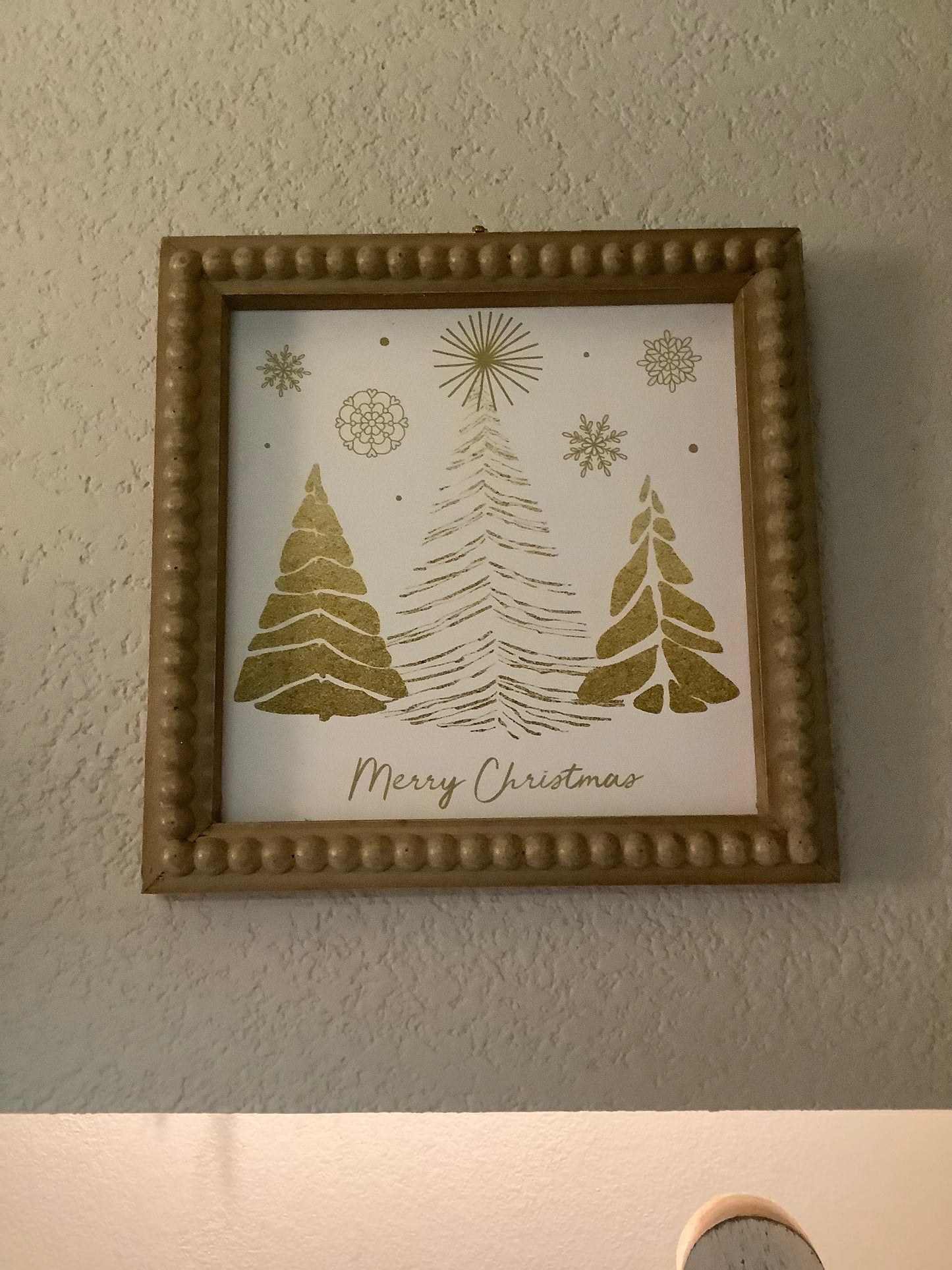 Gold Christmas Wallhanging with Beaded Border